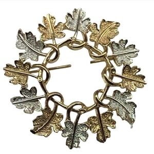 Maple Leaf Wreath Silver Gold Tone Brooch Pin Vintage Signed Sarah Coventry